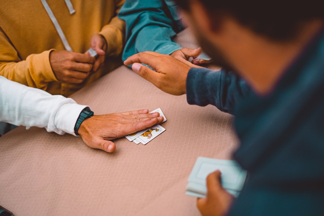 Thanksgiving games ideas for adults party with a group gathered together